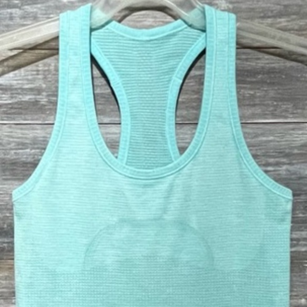 Lululemon Swift Running Workout Gym Tank Size 6